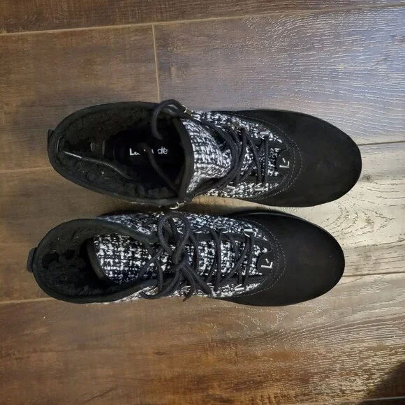 NEW Larroude Vail Boots Womens 8.5 Suede Black White Checkered Hipster City